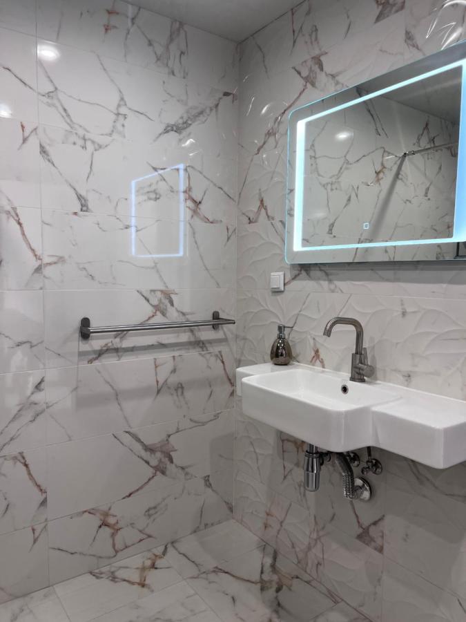 A-Brilliant, New! Spacious & Modern Apartment In Varna Whit Garage Zewnętrze zdjęcie