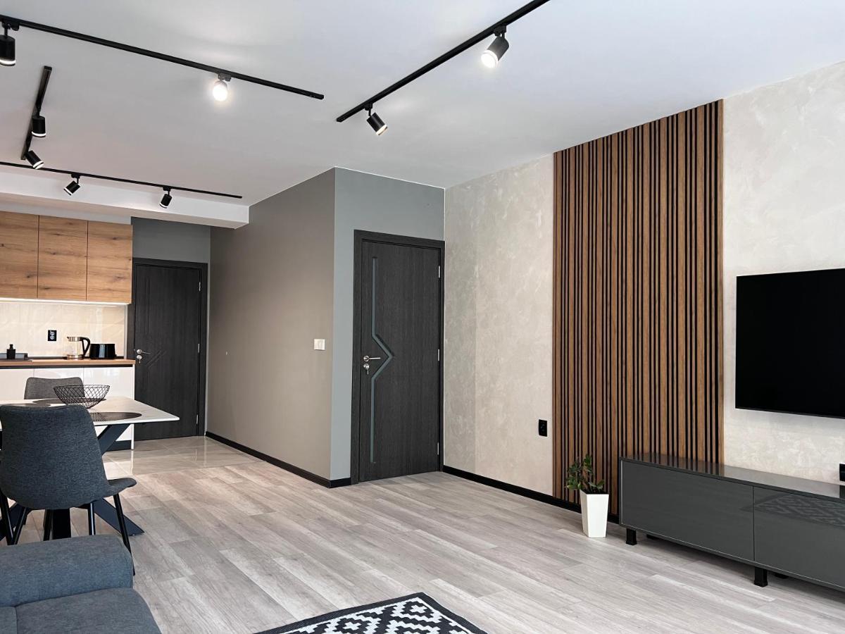 A-Brilliant, New! Spacious & Modern Apartment In Varna Whit Garage Zewnętrze zdjęcie
